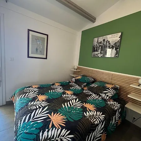 Cap D'agde Naturist Heliovillage House